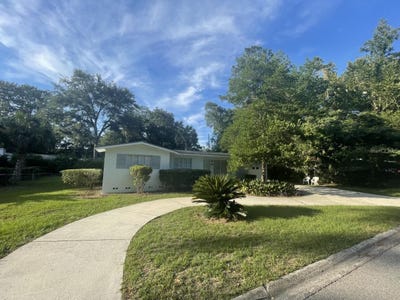 /international/us/3456-nw-7th-avenue-gainesville-fl-110104903190/