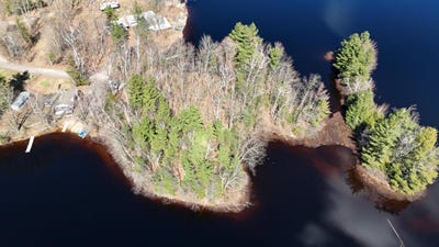 /international/us/lot-point-dr-summit-lake-wi-110107576636/