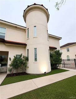 /international/us/1412-e-keeton-avenue-mcallen-tx-110108335280/