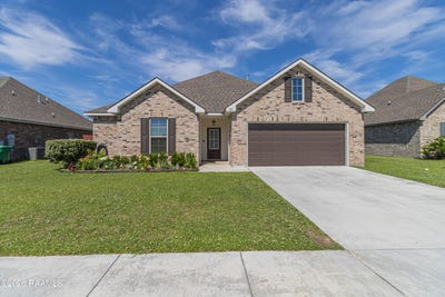 /international/us/303-tall-meadows-lane-lafayette-la-110107989897/