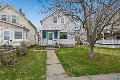 /international/us/2611-banks-ave-superior-wi-110107857837/