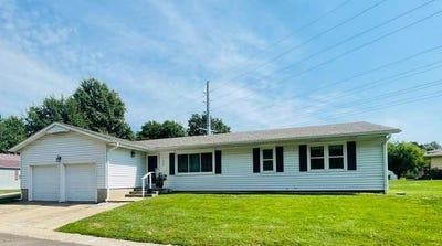 /international/us/1900-madison-trenton-mo-110119540643/
