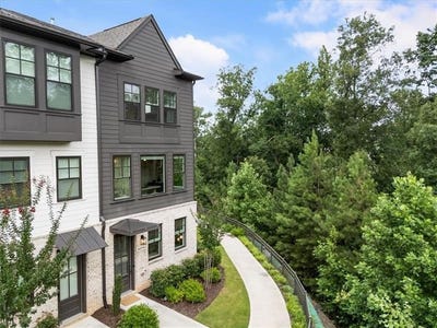 /international/us/6579-beacon-drive-sandy-springs-ga-110109983010/