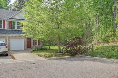 /international/us/509-alexia-lane-yorktown-va-110107435441/