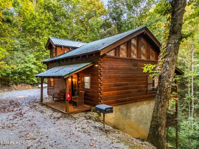 /international/us/3504-hunter-hills-way-sevierville-tn-110110406600/