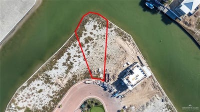 /international/us/8316-island-drive-south-padre-island-tx-110120559668/