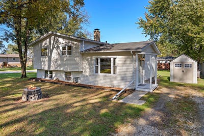 /international/us/2524-clara-street-mchenry-il-110120740944/