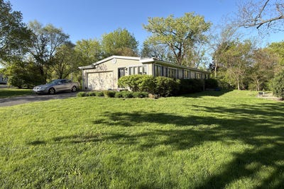 /international/us/248-s-brockway-street-palatine-il-110108344797/