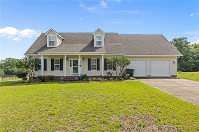 /international/us/6968-glynn-mill-farm-drive-fayetteville-nc-110099770376/