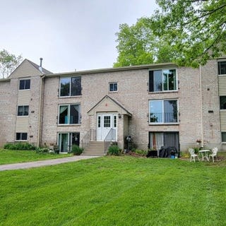 /international/us/5-brookside-drive-exeter-nh-110106003316/