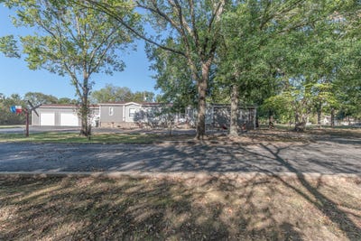 /international/us/138-s-campbell-street-alba-tx-110120415816/