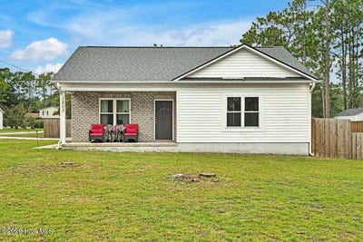 /international/us/1805-salisbury-road-southport-nc-110120041273/
