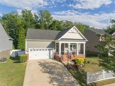 /international/us/7427-wicks-road-williamsburg-va-110108882207/