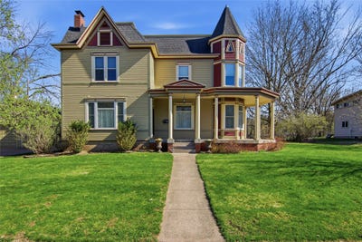 /international/us/435-jefferson-street-eau-claire-wi-110107659266/