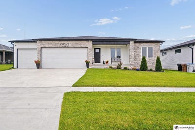 /international/us/7920-patrick-avenue-lincoln-ne-110120029480/