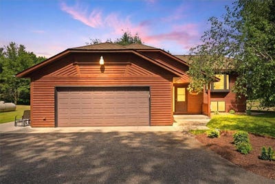 /international/us/2088-30th-avenue-baldwin-wi-110108466986/