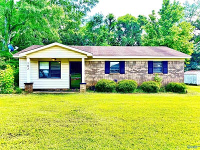 /international/us/103-ridgeway-drive-moulton-al-110100673812/
