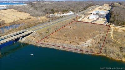 /international/us/290-osage-river-bridge-road-lake-ozark-mo-110106494965/