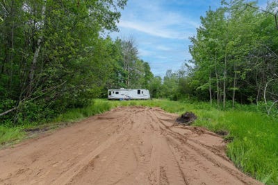 /international/us/5372-county-road-n-oconto-wi-110108961830/