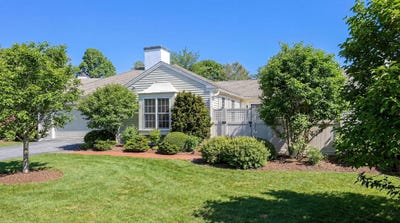 /international/us/1114-orleans-road-north-chatham-ma-110106670334/