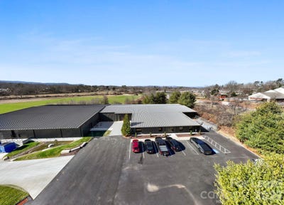 /international/us/110-commercial-boulevard-flat-rock-nc-110108173245/