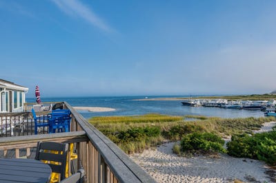 /international/us/22-starfish-lane-chatham-ma-110106981690/