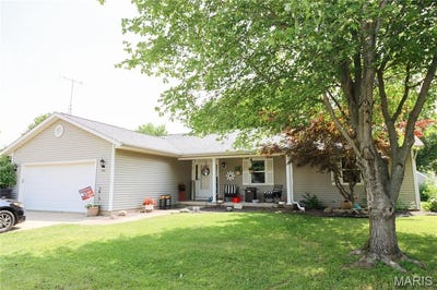 /international/us/708-ash-street-greenville-il-110099925058/