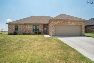 /international/us/1430-danberry-street-burkburnett-tx-110108148969/