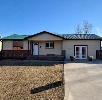 /international/us/214-e-pine-place-skiatook-ok-110105884839/