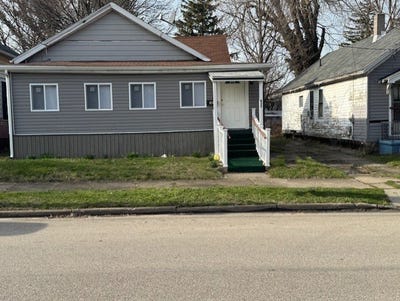 /international/us/706-e-9th-street-erie-pa-110106706325/