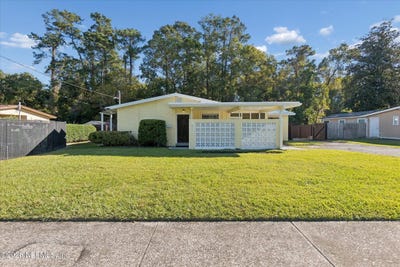 /international/us/863-westgate-drive-jacksonville-fl-110108480372/