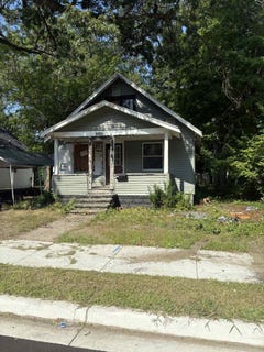 /international/us/3021-sanford-street-muskegon-heights-mi-110101457108/?lang=es