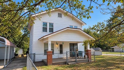 /international/us/601-n-burgess-street-holdenville-ok-110119987189/