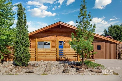 /international/us/2210-glen-view-dr-nampa-id-110120067132/