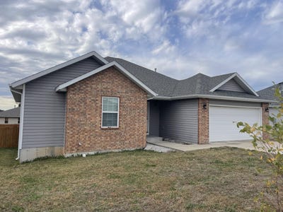 /international/us/141-n-walnut-avenue-rogersville-mo-110107502671/