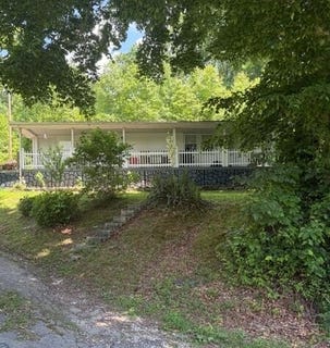 /international/us/270-mcfadden-cemetery-road-london-ky-110108858712/