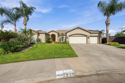 /international/us/1514-w-claridge-court-hanford-ca-110120066910/