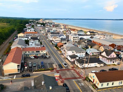 /international/us/78-e-grand-avenue-old-orchard-beach-me-110098294526/
