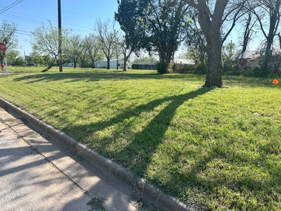 /international/us/516-s-ave-b-olney-tx-110098833114/