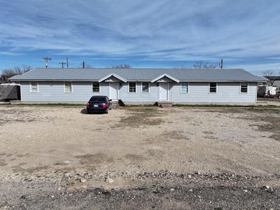 /international/us/610-garden-street-sterling-city-tx-110105888099/