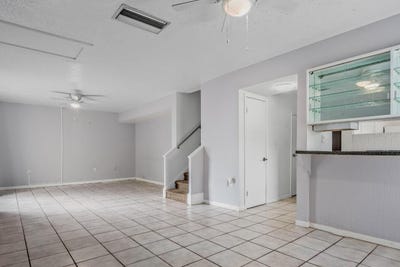 /international/us/5641-ashley-oaks-drive-tampa-fl-110099923433/