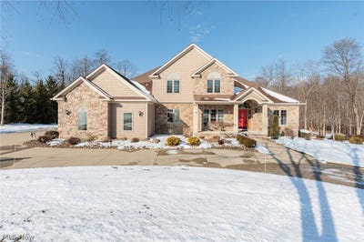 /international/us/2502-morning-star-drive-hinckley-oh-110106059861/