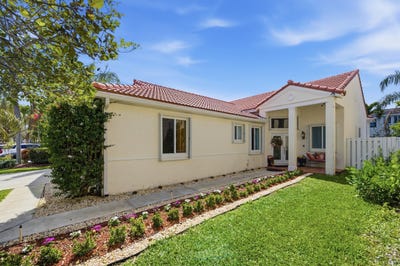 /international/us/1294-camellia-circle-weston-fl-110106444509/