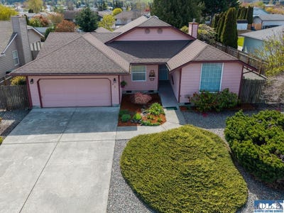 /international/us/861-e-spruce-sequim-wa-110107536038/