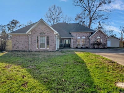 /international/us/448-ashwood-bend-lufkin-tx-110097527571/