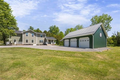 /international/us/4581-holley-byron-road-holley-ny-110108502956/