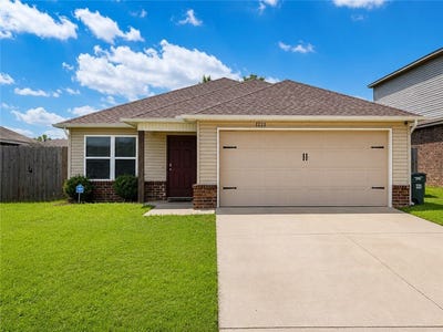 /international/us/1221-s-ivory-bill-lane-fayetteville-ar-110108741262/