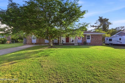 /international/us/607-oakwood-avenue-jacksonville-nc-110108225813/