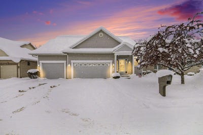 /international/us/1087-barrington-nw-grand-rapids-mi-110105046202/