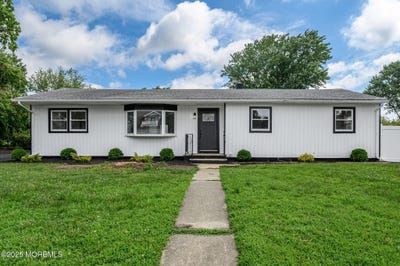 /international/us/2814-pierce-street-wall-nj-110100985614/